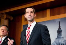 Senador republicano dice que la esclavitud fue un mal necesario Tom Cotton