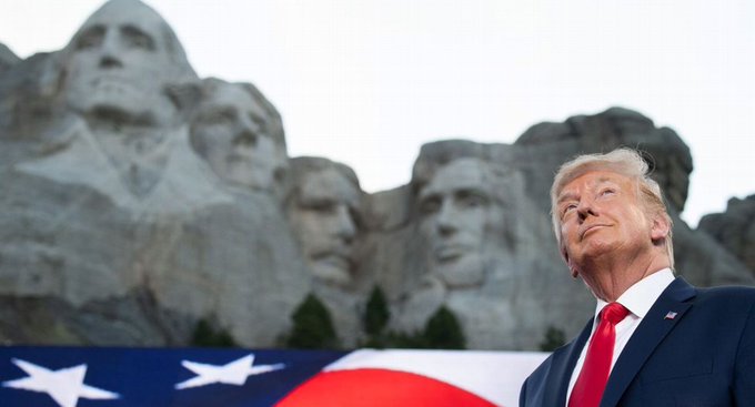 Trump abre celebraci&oacute;n de Independencia.