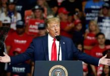 Trump cancela su segundo gran mitin por una tormenta tropical Trump cancela su segundo gran mitin.