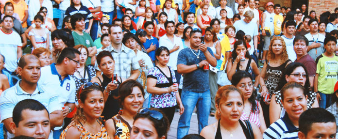latinos.
