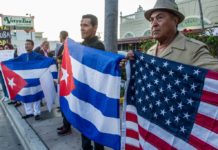 Más de 30.000 firmas para petición de cubanos a Trump de retomar inmigración inmigrantes cubanos