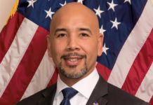 Presidente del Bronx insta a latinos a vengarse del "payaso" Trump en las urnas Ruben Diaz