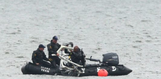 sacan dos cuerpos de las aguas del río Hudson