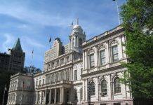 Empleados latinos de la ciudad de Nueva York ganan menos que los no hispanos