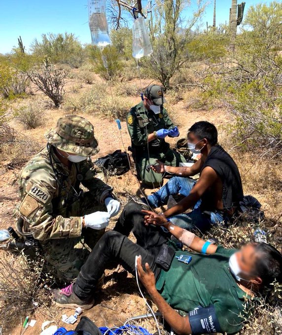 Rescates de inmigrantes en la trampa del desierto de Arizona.