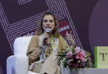 La esposa del presidente de México critica a Twitter por polémica de su hijo Beatriz Gutiérrez Müller