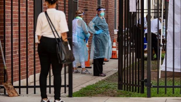 EE.UU. supera los 161.000 muertos y 4,92 millones de contagios de COVID-19.