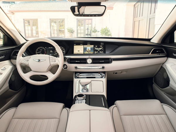 Genesis G90.