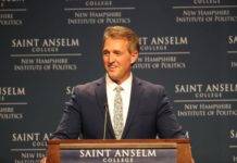 Los demócratas lanzan campaña "Republicanos por Biden" Jeff Flake
