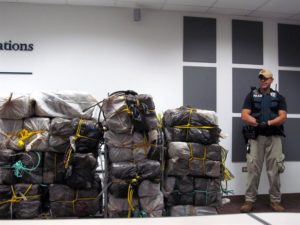 La Guardia Costera se incauta de 225 kilos de coca&iacute;na