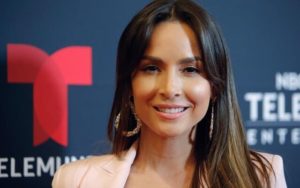 Carmen Villalobos