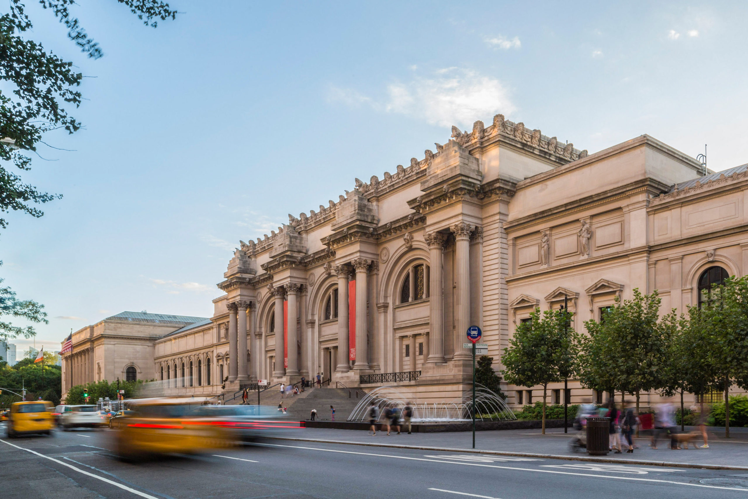Met Fifth Avenue.