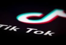 Tik Tok.