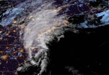 Isaías toca tierra en Carolina del Norte como huracán de categoría 1 huracán Isaías sobre Carolina del Norte