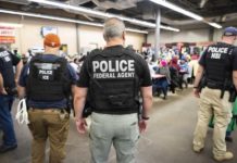 A un año de las redadas en Mississippi hispanos prometen "seguir luchando" Redadas en Mississippi.