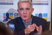 Álvaro Uribe Vélez.