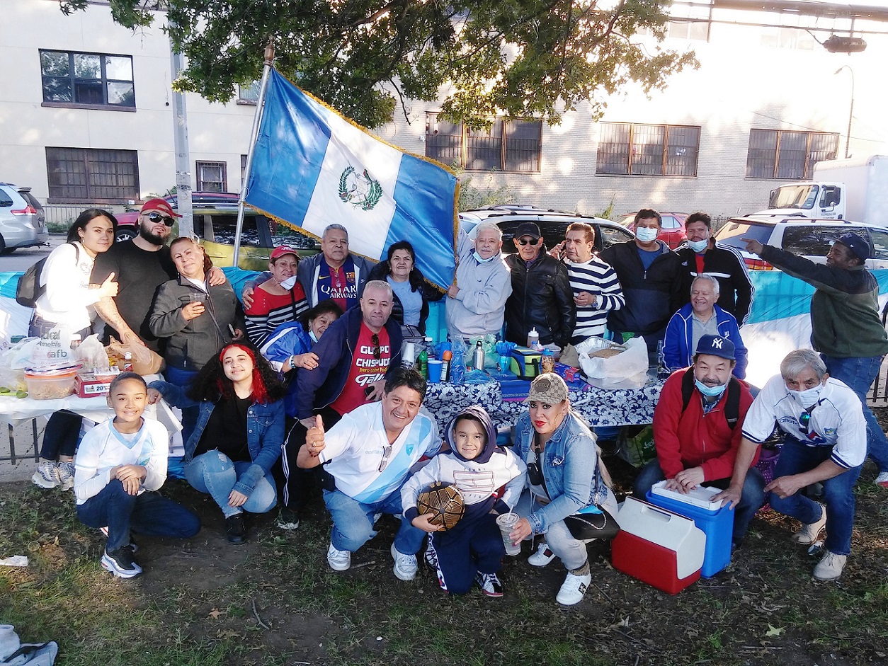 Dirigentes, jugadores y fanaticada seguidora de "AsoVeGua".