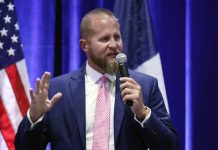 Exjefe de campaña de Trump hospitalizado a la fuerza ante crisis mental Bradley Parscale.