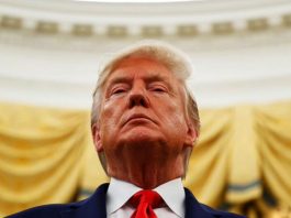Trump reitera la norma de "carga pública" para quienes pidan residencia legal Donald Trump.