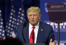 Trump dice en Miami que EE.UU. puede convertirse pronto en una Venezuela Donald Trump
