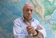 El Congreso echa un vistazo a la presencia de "gente de color" en los medios Edward James Olmos
