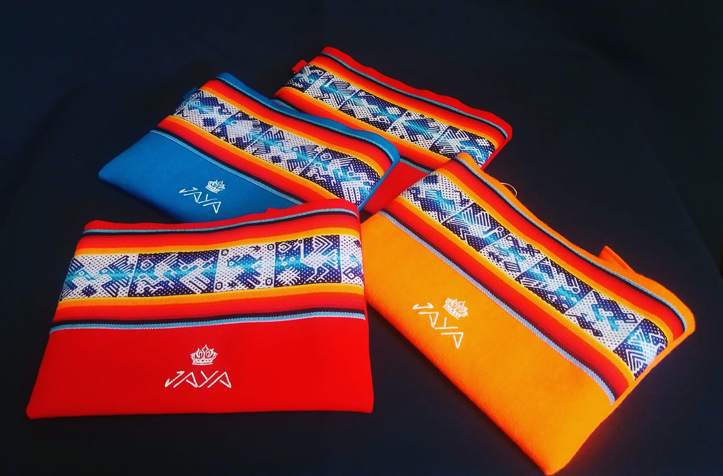 Carteras Ja.ya
