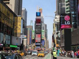 Aumento de COVID-19 en Nueva York genera incertidumbre en empleados y propietarios de negocios NEW YORK