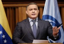 Fiscalía venezolana investiga a representantes de Guaidó por cobrar sobornos Tarek Saab
