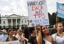Reglas del Gobierno tienen "efecto devastador" en beneficiarios de DACA y TPS DACA y TPS.