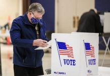 Casi 100.000 votantes de Nueva York recibieron sobres electorales incorrectos boletas de voto