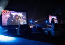 Sin alfombra roja pero al volante: el estreno en un autocine de "Unpregnant" estreno en un autocine de Unpregnant