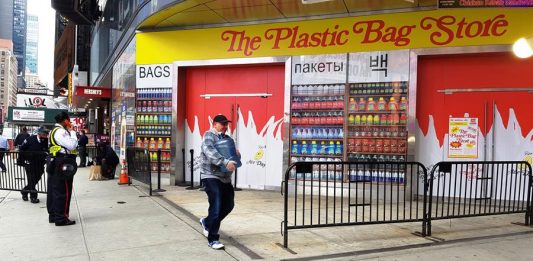 El Supermercado de bolsas de plástico