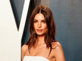 Emily Ratajkowski