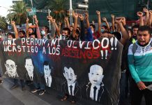 Familias ven avance mínimo en caso de Ayotzinapa en mandato de López Obrador Familiares de los 43 estudiantes desaparecidos de Ayotzinapa