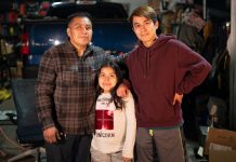 Jóvenes latinos: mi voto es nuestro voto LA COLMENA