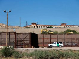 agentes fronterizos al sur de Laredo.