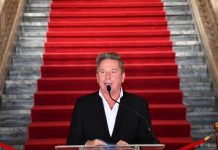 Presidente dominicano promete a Montaner tratar de situación de venezolanos Ricardo Montaner.