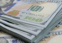 Empresarios latinos confían entrar en los planes de estímulo económico estímulo económico.