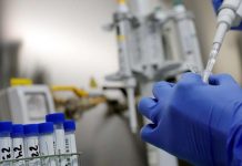 EE.UU. endurece requisitos para aprobar futura vacuna contra la COVID-19 vacuna
