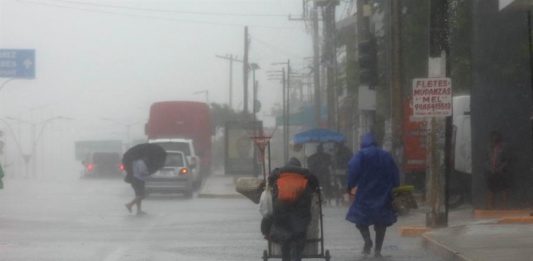 tormenta tropical