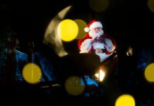 EE.UU. frena una iniciativa que daba vacuna preferente a actores de Santa Claus navidad