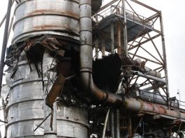 Venezuela sospecha que la mayor refinería del país fue atacada con un misil Refinería de Amuay.