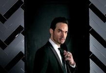 El actor Andy Zuno encarna su propio libro en obra de teatro Andy Zuno.