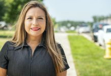 Elizabeth Guzmán busca ser la primera latina como vicegobernadora de Virginia Elizabeth Guzmán.