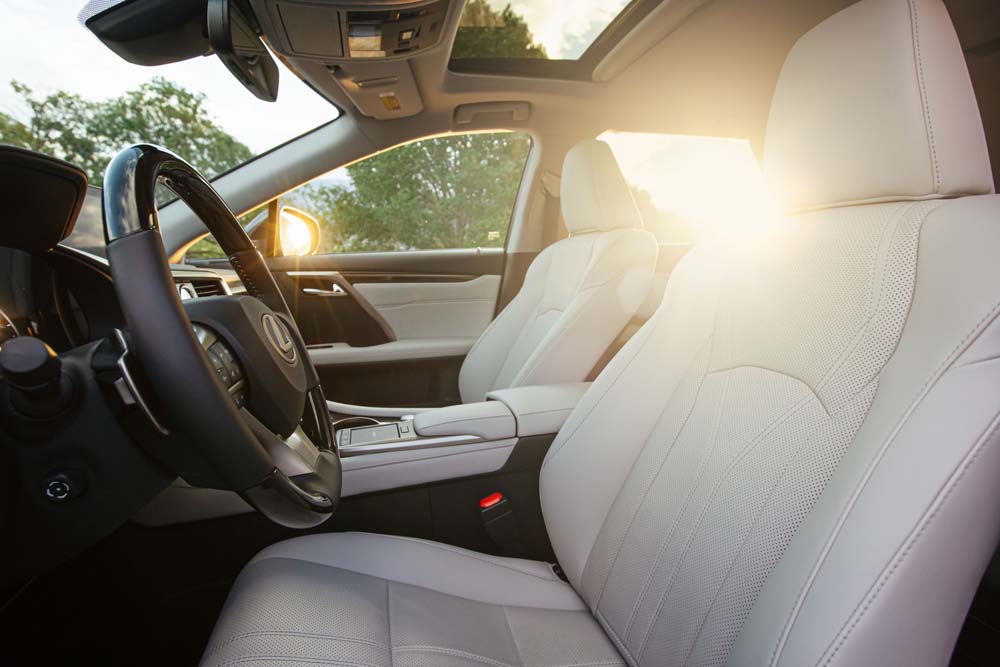 Lexus RX.