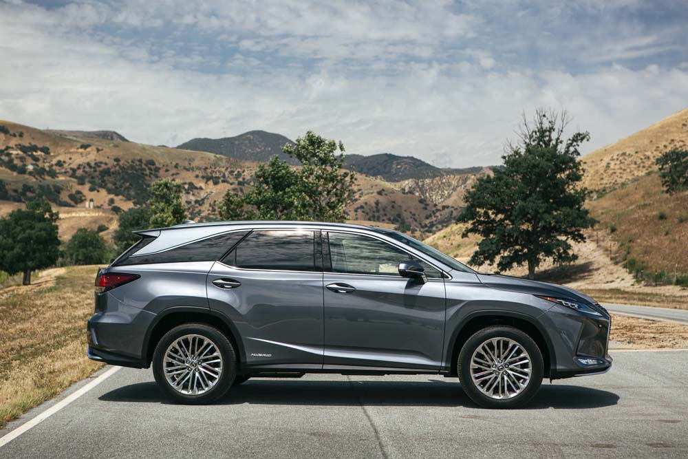 Lexus RX.