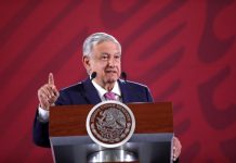 López Obrador celebra la "histórica" supresión del fuero presidencial López Obrador.
