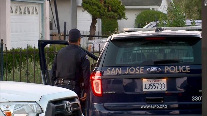Polic&iacute;a de San Jos&eacute;.