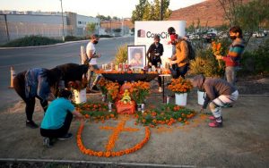 Recuerdan migrantes fallecidos
