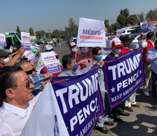 Unos 200 simpatizantes republicanos arman "rally" en favor de Trump en México Donald Trump